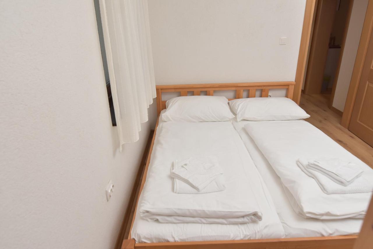 Apartments Villa Deja Τζαχορίνα Εξωτερικό φωτογραφία