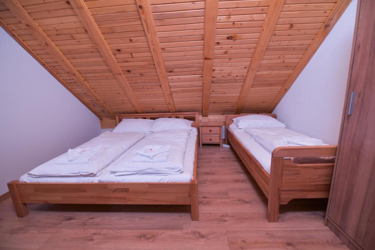 Apartments Villa Deja Τζαχορίνα Εξωτερικό φωτογραφία